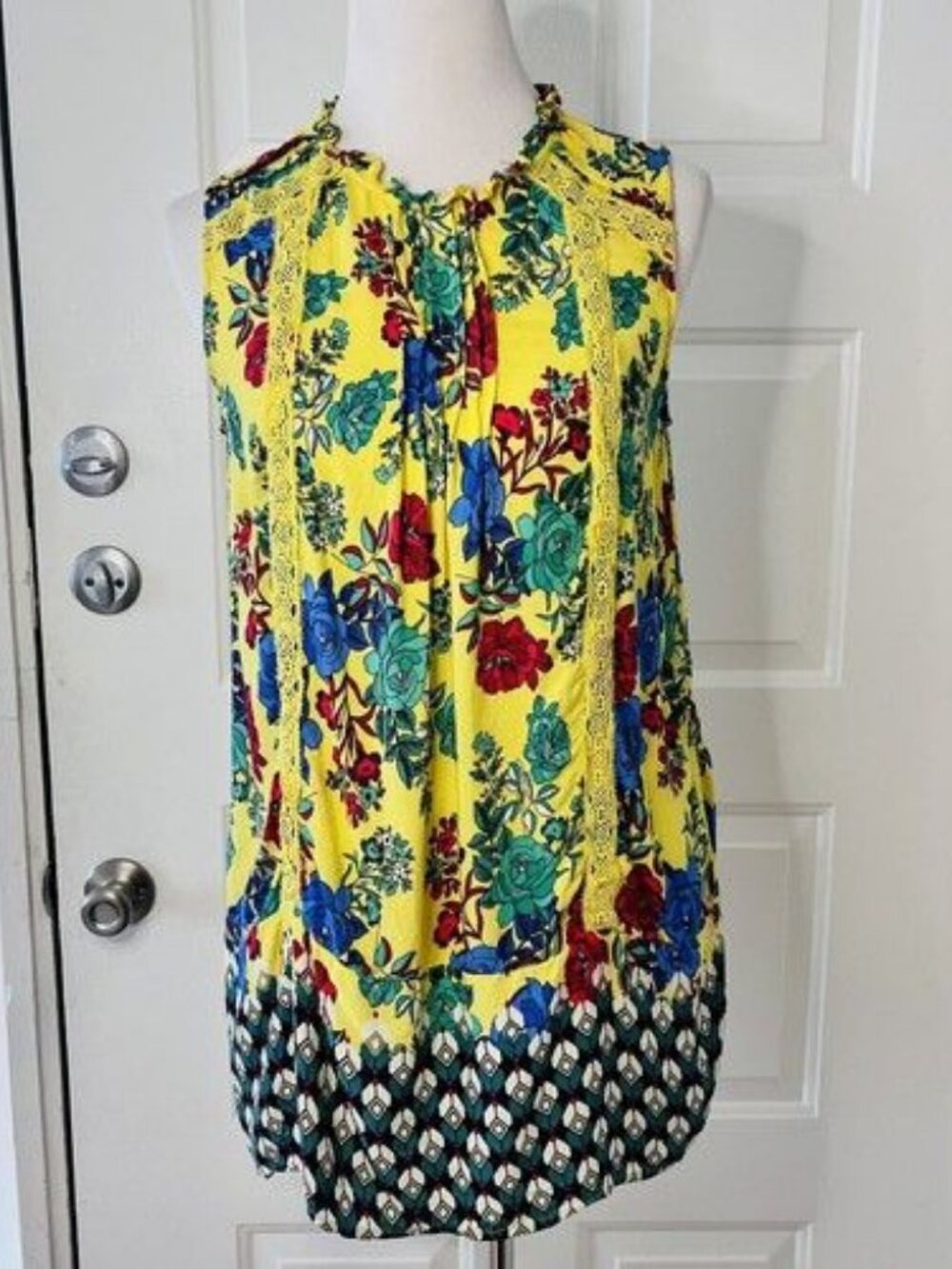 Suzanne Betro Sleeveless Tunic Blouse Size L Yellow Floral Cotton‎ High Neck